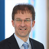 Dr. Tom Waldmüller